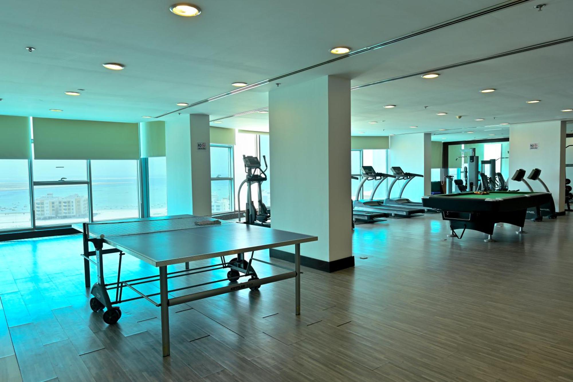 Ista Suites Seef Манама Екстериор снимка