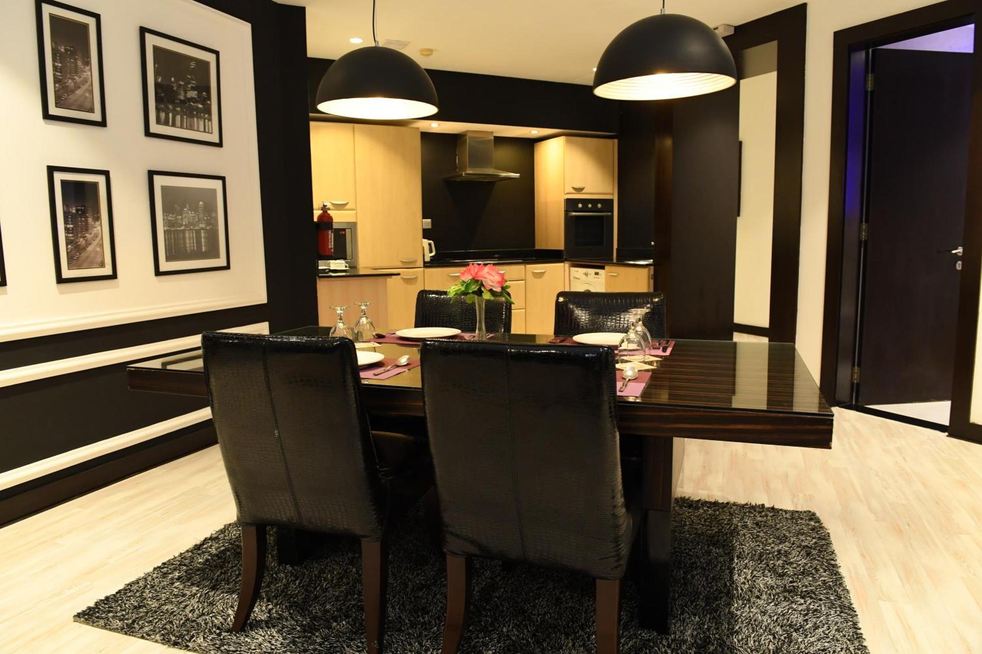Ista Suites Seef Манама Екстериор снимка