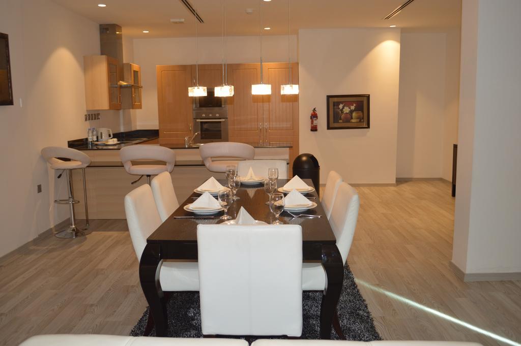 Ista Suites Seef Манама Екстериор снимка